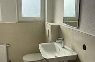 Wohnung mieten in Handstraße 212, 51469 Bergisch Gladbach, 2-Zimmer Wohnung kernsaniert in Bergisch Gladbach, Hand