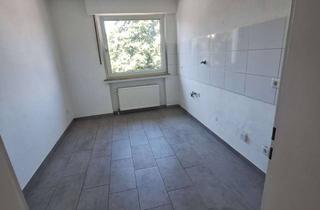 Wohnung mieten in Recklinghäuser Str., 45739 Oer-Erkenschwick, 3-Zimmerwohnung mit Balkon zu vermieten!