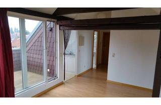 Wohnung mieten in Lehrter Platz, 30519 Mittelfeld, Gepflegte 2-Raum-DG-Wohnung mit Balkon in Hannover