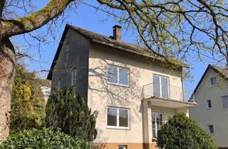 Haus kaufen in 57072 Siegen, Großzügiges Familienhaus mit Garten, Balkon und viel Platz in ruhiger Lage von Siegen
