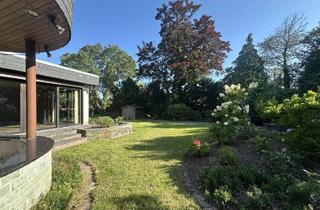 Villa kaufen in 31028 Gronau, VIEL PLATZ & DISKRETION: VILLA AUF 2 GRUNDSTÜCKEN MIT TRAUMGARTEN - AUCH FÜR 2 GENERATIONEN GEEIGNET