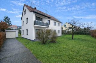 Doppelhaushälfte kaufen in 71229 Leonberg, FAMILIENIDYLL MIT AUSSERGEWÖHNLICH GROSSEM GARTEN - Doppelhaushälfte mit Potenzial