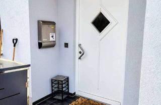 Einfamilienhaus kaufen in 84332 Hebertsfelden, Modernes Einfamilienhaus mit Gewerberaum, PV-Anlage & Doppelgarage