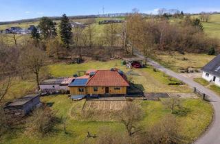 Einfamilienhaus kaufen in Hofstraße, 55767 Leisel, Wohnen mit Weite – Einfamilienhaus auf 5.230 m² mit Wintergarten & Bauplatzoption