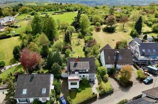 Haus kaufen in 65345 Eltville, Ein Anwesen im Dornröschenschlaf mit 2.480 qm Grundstück in Wiesenrandlage nahe der Bubenhäuser Höhe