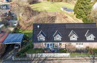 Haus kaufen in 24805 Hamdorf, Neuwertige DHH in Hamdorf – Energieeffizient, großzügig und überaus gepflegt