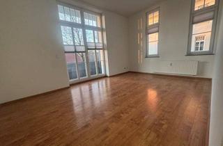 Wohnung mieten in Irmtraud-Morgner-Straße, 09131 Chemnitz, kostenfreie EBK bei Bedarf - 1.OG / Bad mit Eckwanne / Balkon + Stellplatz u.v.m.