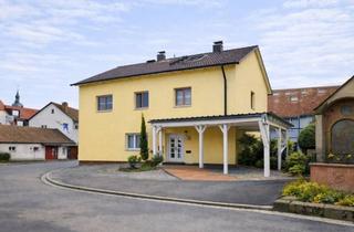 Haus kaufen in 77723 Gengenbach, Zweifamilienhaus mit Gewerbeeinheit in begehrter Lage von Gengenbach