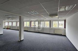 Anlageobjekt in 85764 Oberschleißheim, RIESIGE FLÄCHE FÜR IHR UNTERNEHMEN