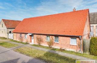 Einfamilienhaus kaufen in 16909 Wittstock, RESERVIERT - Grundstück mit Einfamilienhaus und Nebengelass für Hobbytierhalter