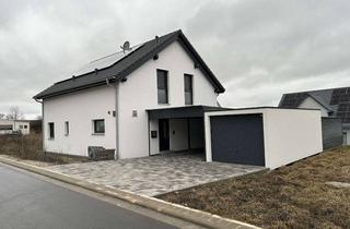 Haus mieten in Dorfäcker 35, 97513 Michelau, Neubau-Einfamilienhaus von 2023 mit Wärmepumpe und PV, für modernes und energieeffizientes Wohnen