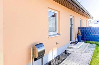 Haus mieten in 18258 Schwaan, Modernes Einfamilienhaus (Bungalow) mit Terrasse und Garten in ruhiger Lage von Schwaan