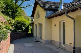 Haus mieten in 69118 Ziegelhausen, Elegantes Wohnen in traumhafter Hanglage: Stilvolles 5,5 ZKBT Einfamilienhaus mit Aufzug