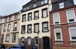 Anlageobjekt in Wildstr. 16, 66953 Pirmasens, Gut geschnittenes Dreifamilienhaus in Pirmasens zu verkaufen