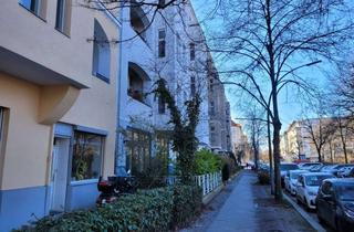 Wohnung kaufen in 10823 Schöneberg, Stilvolle Altbauwohnung mit Stuck, Parkett und Aufzug – frisch saniert in begehrter Kiezlage