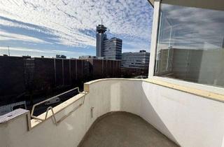 Wohnung kaufen in Theodor-Heuss-Platz, 14057 Charlottenburg, sanierte 1-Zimmer-Wohnung mit Pkw Stellplatz, nahe Theodor-Heuss-Platz und Lietzensee