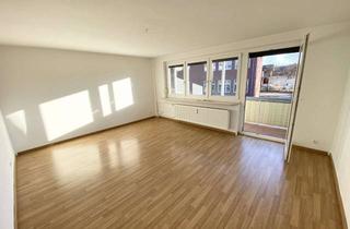 Wohnung mieten in 96450 Neuses, Hübsche 4-Zi.-Wohnung mit Süd-Balkon in Lauflage zur Fa. KAESER