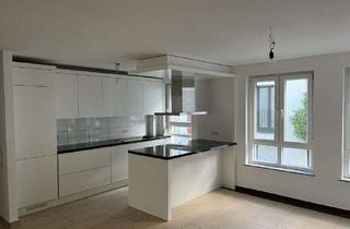 Wohnung mieten in Marstallstraße, 71634 Ludwigsburg, Exklusive 4,5-Zimmer Wohnung mit Balkon im 1. OG in Ludwigsburg-Mitte