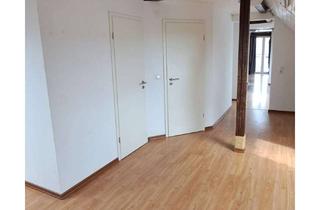 Wohnung mieten in Tübinger Str. 21-1, 71088 Holzgerlingen, Helle 2,5-Zimmer Dachgeschosswohnung in Holzgerlingen