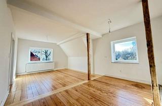 Wohnung mieten in Domstag 25, 24340 Eckernförde, Vollständig renovierte 4-Zimmer-Dachgeschosswohnung in Eckernförde