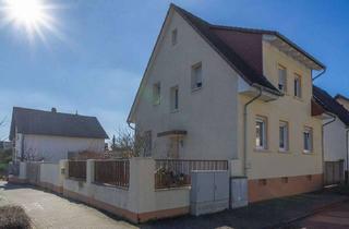 Einfamilienhaus kaufen in 68753 Waghäusel, Charmantes Einfamilienhaus mit Hof, Garage und Ausbaureserve