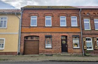 Haus kaufen in Steinstraße 67, 19395 Plau, Ein Haus zum Wohnen und Arbeiten mit Zufahrt