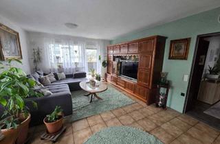 Mehrfamilienhaus kaufen in 63839 Kleinwallstadt, Gepflegtes Dreifamilienhaus mit großem Garten und vielseitigem Nutzungspotenzial