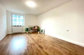 Wohnung kaufen in 90443 Nürnberg, Charmante 3-Zimmer-Wohnung super zentral nahe Opernhaus mit Balkon und Aufzug!