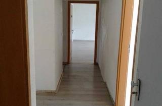 Wohnung kaufen in 59457 Werl, 4-Zimmer-Wohnung mit eigenem Garten – Renovierungsbedürftig, aber mit Potenzial!