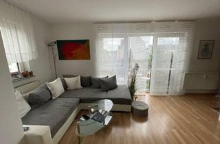 Wohnung kaufen in 90513 Zirndorf, KAPITALANLAGE: Gepflegte Maisonettwohnung mit separatem Eingang, Balkon und eigenem Stellplatz