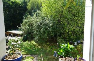 Wohnung kaufen in 92224 Amberg, Viel Platz für Ihre Ideen: Sanierungsprojekt mit Garten