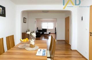 Einfamilienhaus kaufen in 56203 Höhr-Grenzhausen, Einladendes Einfamilienhaus mit weitläufigem Garten für unvergessliche Erlebnisse.