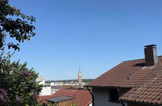 Wohnung kaufen in 75173 Pforzheim, Pforzheim - Renovierte 3-Zimmer-Wohnung in attraktiver Halbhöhenlage - Stilvoll wohnen oder solide investieren