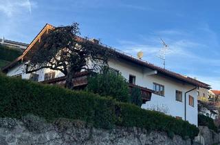 Haus kaufen in 83556 Griesstätt, Griesstätt - Für Handwerker eine besondere Immobilie mit sehr viel Wohnfläche