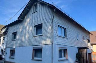 Einfamilienhaus kaufen in 57299 Burbach, Burbach - Fachwerkhaus im alten Ortskern von Niederdresselndorf