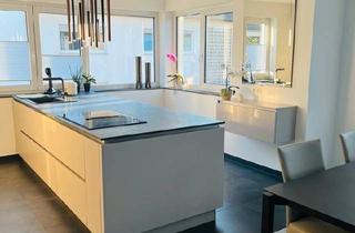 Wohnung kaufen in 76467 Bietigheim, Bietigheim - Exklusive 4 Zimmer Wohnung mit Balkon, EBK und Stellplätzen