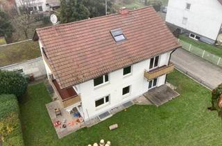 Mehrfamilienhaus kaufen in 79108 Freiburg, Freiburg im Breisgau - Mehrfamilienhaus mit 3 Wohnungen