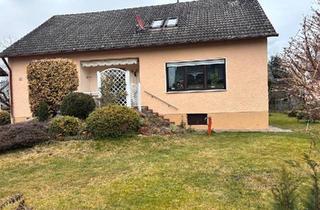 Haus kaufen in 93158 Teublitz, Teublitz - Zweifamilienhaus mit großem Grundstück in Teublitz