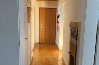 Wohnung kaufen in 72574 Bad Urach, Bad Urach - Attraktive 3-Zimmer-Wohnung in Bad Urach - provisionsfrei