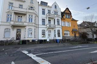 Wohnung kaufen in 53129 Kessenich, Top Angebot: Vermietete Altbau-Dachgeschosswohnung mit Weitblick