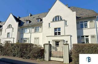 Wohnung kaufen in 55543 Bad Kreuznach, Großzügige 4-Zimmer- Wohnung mit Altbaucharme und Balkon in Bad Kreuznach-Süd