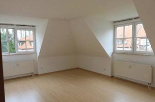 Wohnung kaufen in 97299 Zell, Solide Kapitalanlage: Vermietete Dachgeschosswohnung in Zell am Main