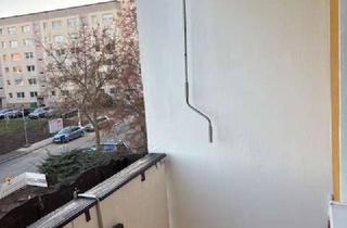 Wohnung kaufen in Westbergstr. xx, 08451 Crimmitschau, 08451 - 3 Zi.-Wohnung mit Balkon, EBK und Stellplatz in Crimmitschau!