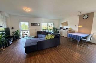 Wohnung kaufen in 41542 Dormagen, Wohnen wie im eigenen Haus: 97 m² Maisonette mit eigenem Eingang & Balkon (Bj. 2012)