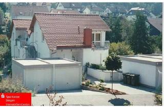 Wohnung kaufen in 57074 Siegen, Gut vermietete Erdgeschosswohnung mit Gartenanteil und Garage in junger Wohnanlage