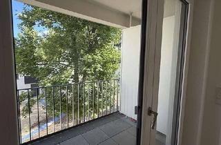 Wohnung mieten in Biedenkopfer Straße 54, 13507 Tegel, Kompakte 1,5-Zimmerwohnung mit Blick zum Innenhof (inkl. Loggia & Keller)