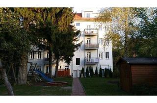 Wohnung mieten in Köpenicker Straße 24, 12524 Altglienicke, EG 2,5 Zimmer Wohnung mit großer ruhiger Terrasse