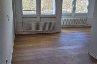 Wohnung mieten in Friedrich-Ebert-Straße, 71067 Sindelfingen, Neu renovierte 4,5-Zimmer Wohnung im 4. OG mit Balkon in Sindelfingen