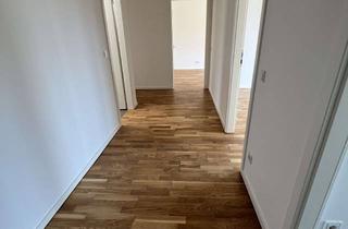 Wohnung mieten in Jerusalemerstraße 44, 10117 Mitte, Großzügige 3-Zimmer-Wohnung im 6. Obergeschoss mit zwei Balkonen in zentraler Lage von Berlin-Mitte