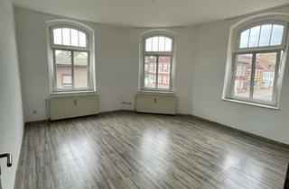 Wohnung mieten in Friedrich-Engels-Straße 28, 06895 Zahna, Charmante 3-Zimmer-Wohnung in historischem Gebäude in Zahna